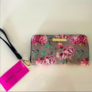 NWT! Floral Betsy Johnson wallet with wristlet